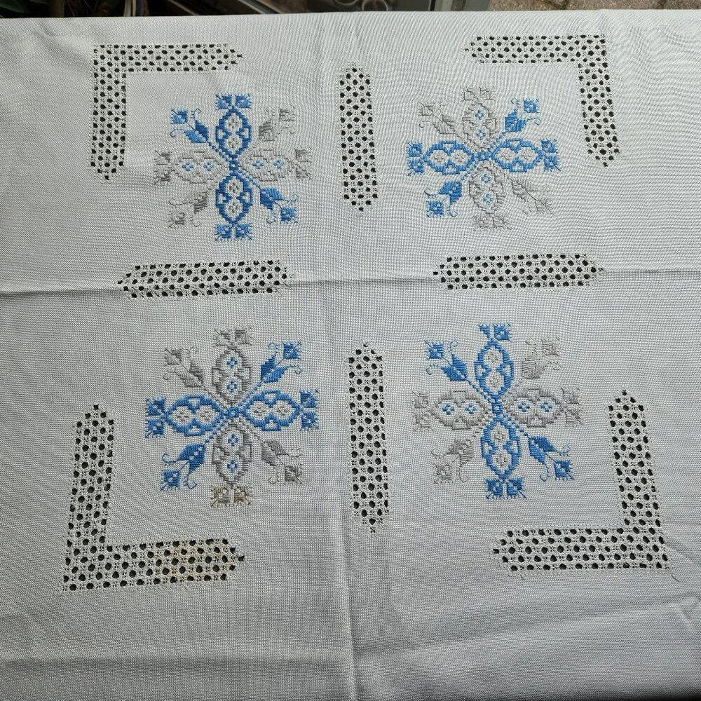 Vintage Embroidered Linen Tablecloth – 40"x40" Floral Blue Gray Stitching - Picture 2 of 13